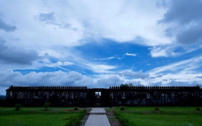 旅行拍摄|穆迪天空在拉图博科宫附近日惹|印度尼西亚
