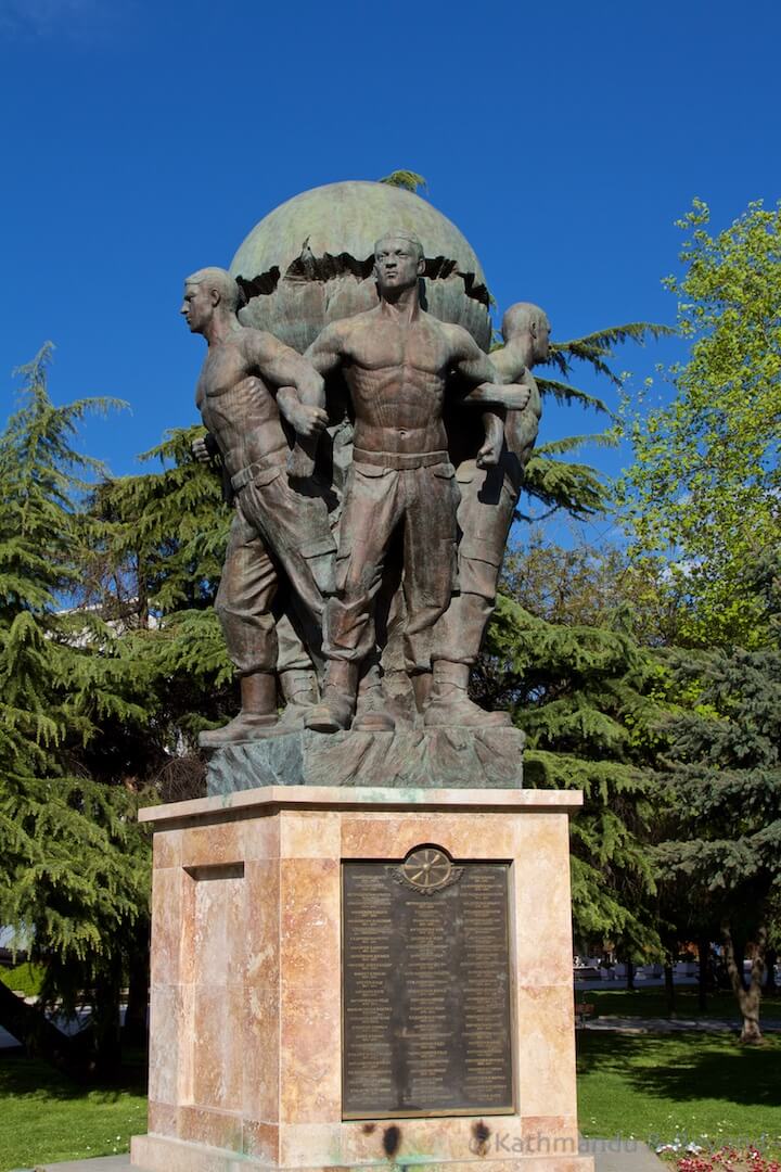 马其顿斯科普里保卫者纪念碑
