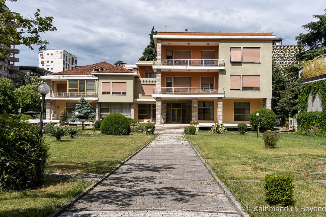 Enver Hoxha Tirana Albania-8的前住所