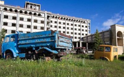 废弃的亚美尼亚-塞万湖附近未完工的酒店