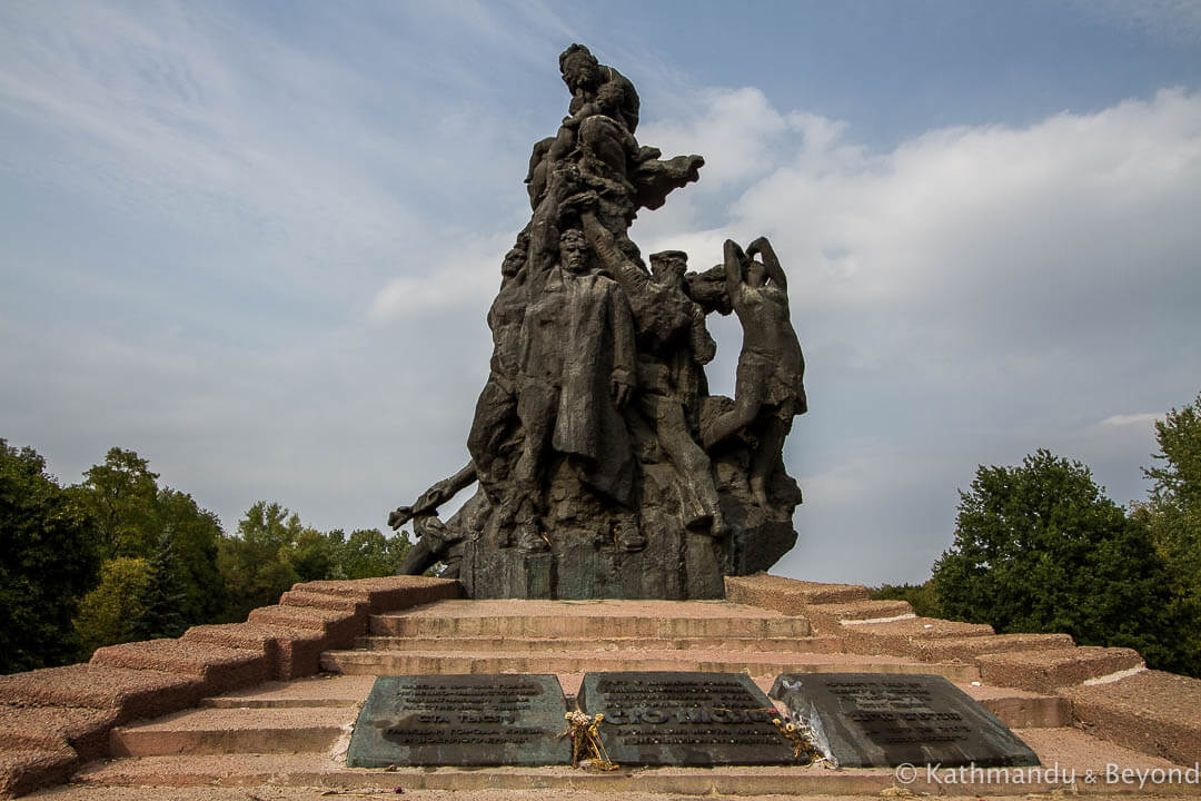 纳粹主义受害者纪念碑巴宾亚尔纪念公园乌克兰基辅(8)