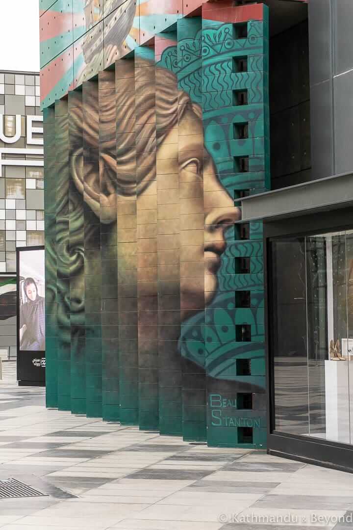 迪拜透镜状壁画by Beau Stanton城市步行街艺术迪拜，阿拉伯联合酋长国