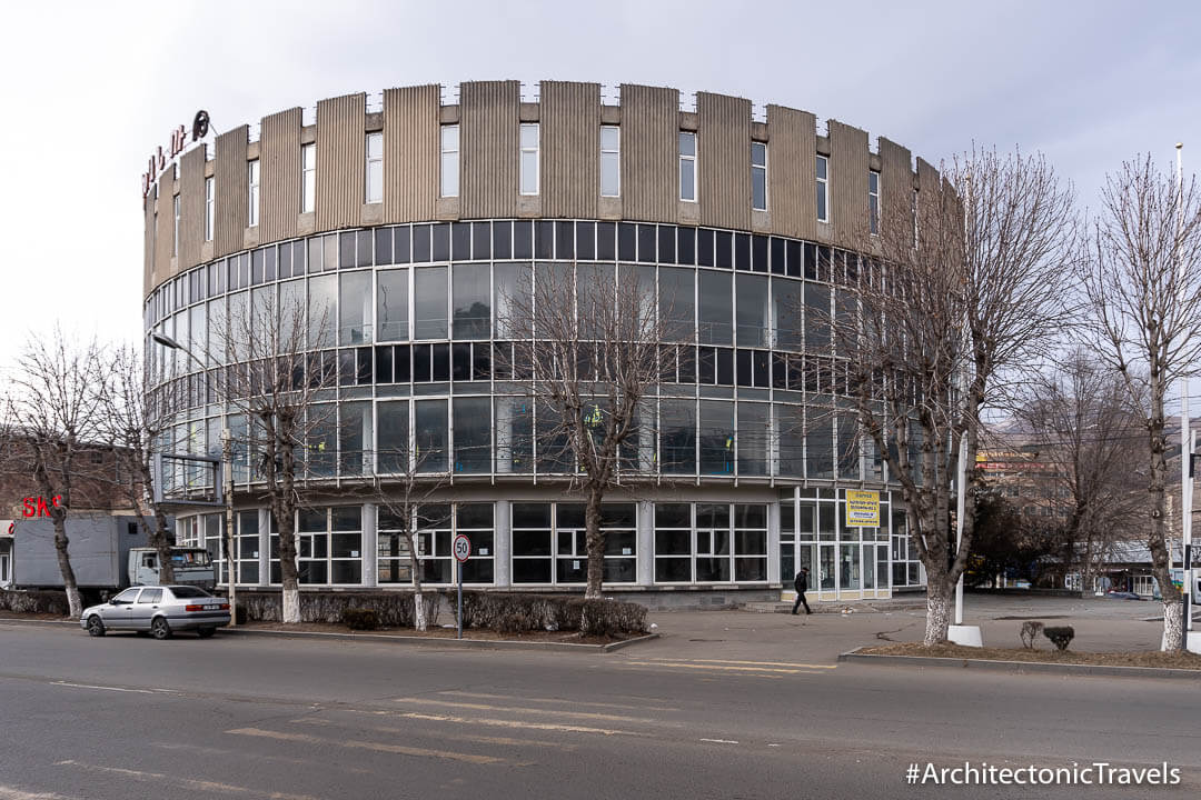 亚美尼亚Vanadzor中央百货商店(圆形商店)|现代主义|苏联建筑|前苏联