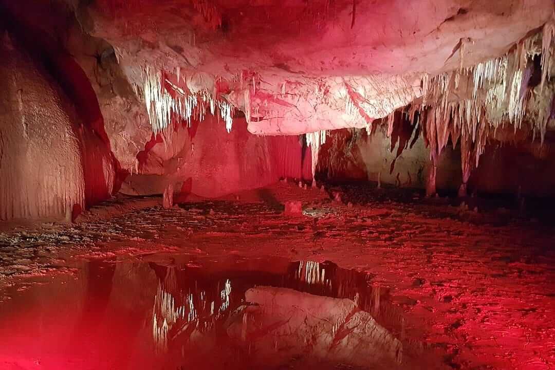 格鲁吉亚Kutaisi附近的普罗米修斯洞穴©Meisam。sh57维基共享资源